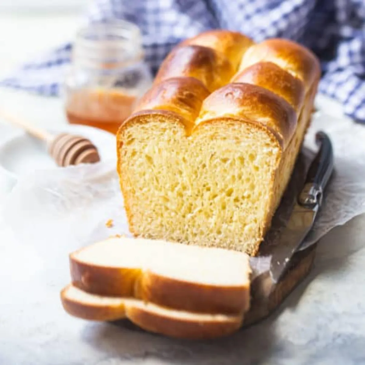 Les Astuces pour bien réussir une Brioche Sans Gluten